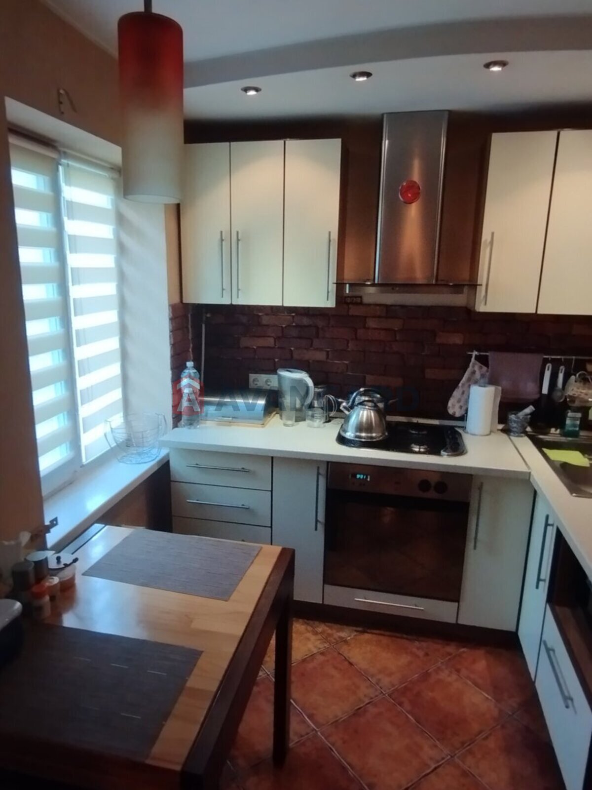 2 ����. ��������, 46/28/7 ��. �., 3/5 ���� ���� 2