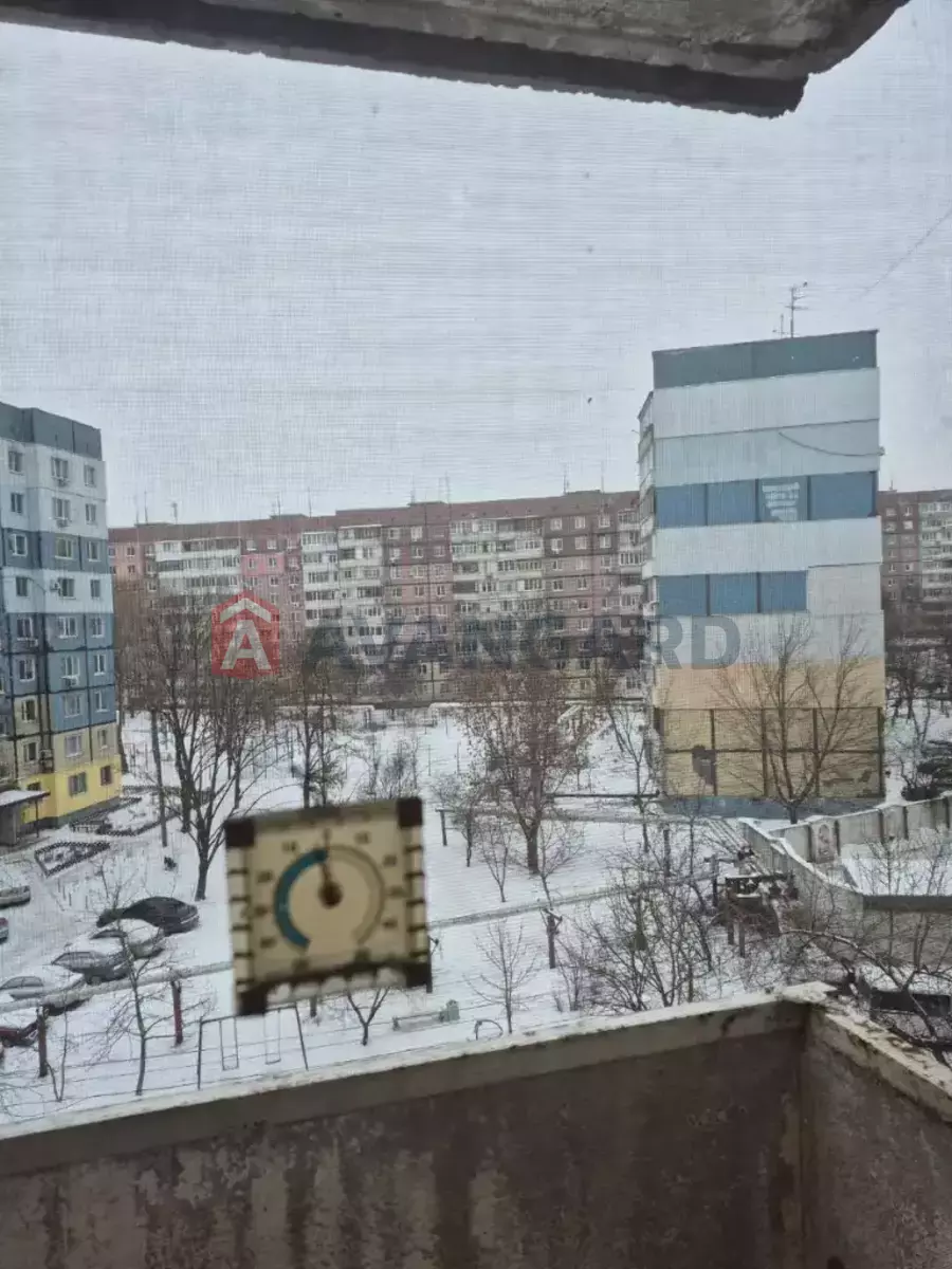 3 ����. ��������, 69/49/9 ��. �., 5/9 ���� ���� 13