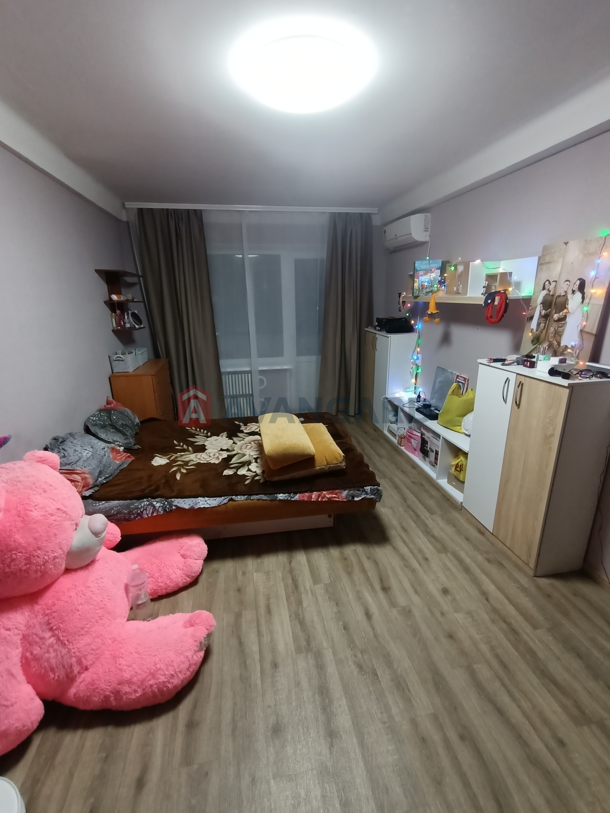 2 ��. ��������, 50/-/9 ��. �., 4/9 ������ ���� 20