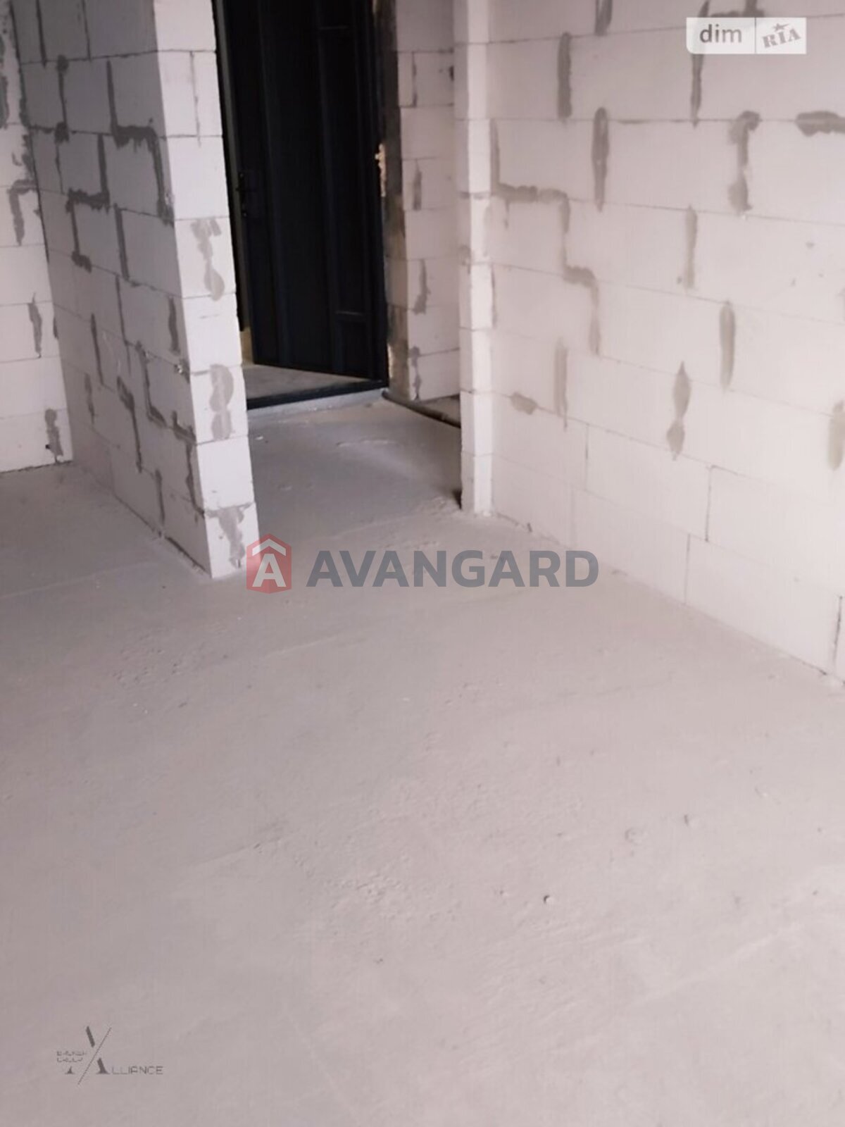 1 ��. ��������, 35/18/10 ��. �., 7/10 ������ ���� 2