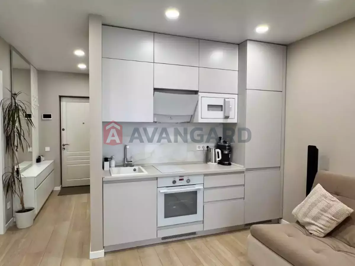 1 ����. ��������, 48/-/17 ��. �., 11/12 ���� ���� 10