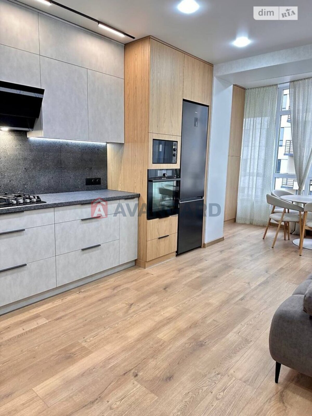 2 ��. ��������, 74/-/- ��. �., 5/11 ������ ���� 3