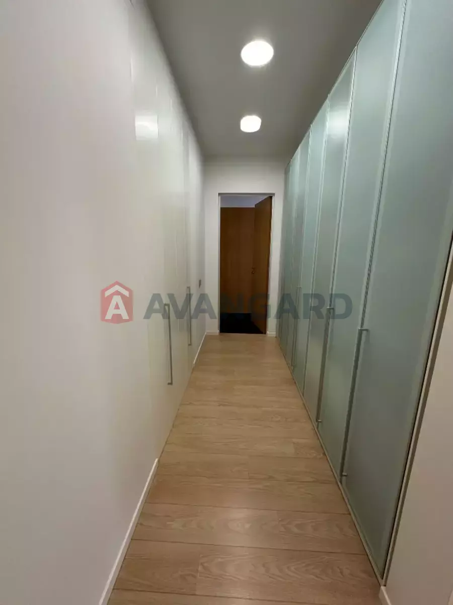 3 ��. ��������, 160/70/28 ��. �., 10/15 ������ ���� 12