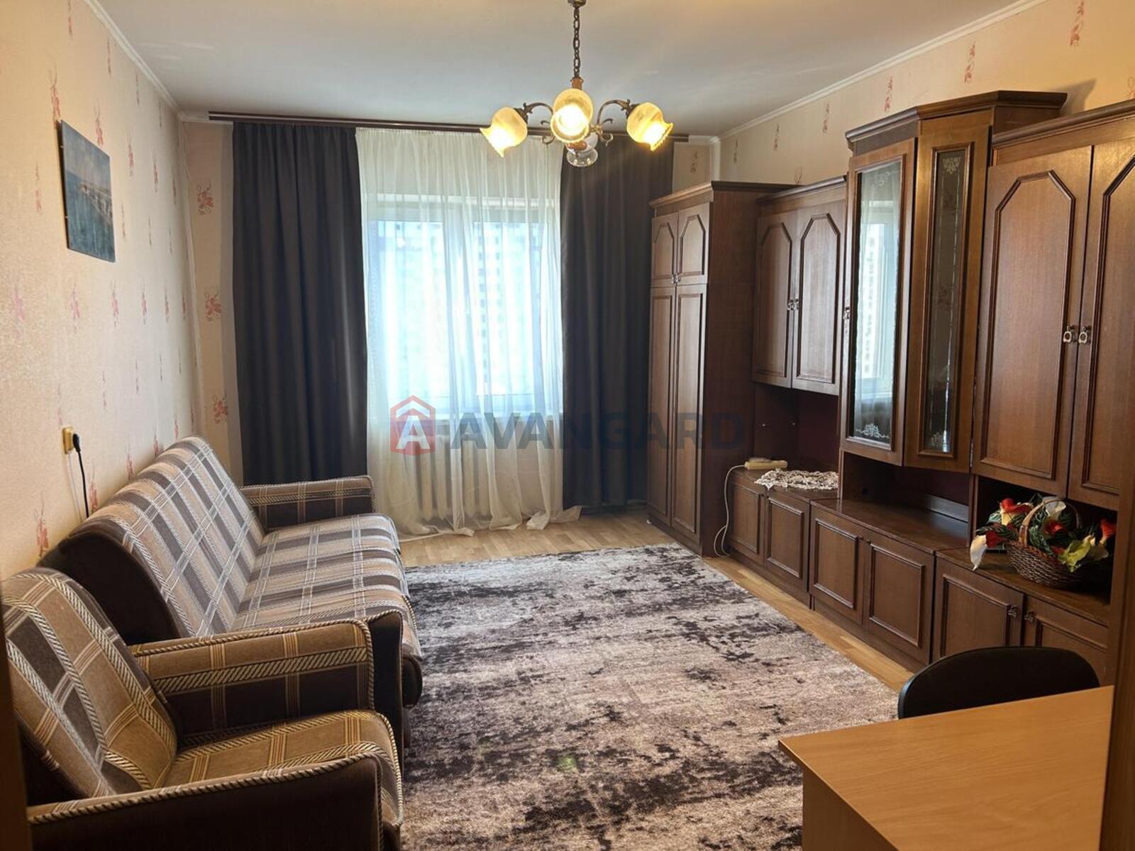 1 ��. ��������, 43/18/10 ��. �., 18/25 ������ ���� 1