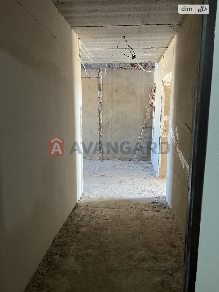 3 ��. ��������, 114/62/15 ��. �., 9/10 ������ ���� 25