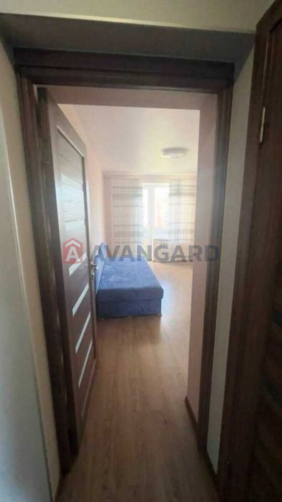 3 ��. ��������, 62/-/8 ��. �., 9/9 ������ ���� 12