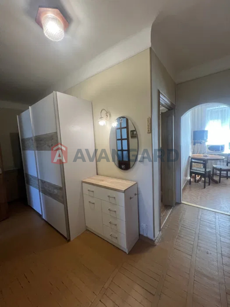 2 . , 56/-/7 . ., 2/4   12