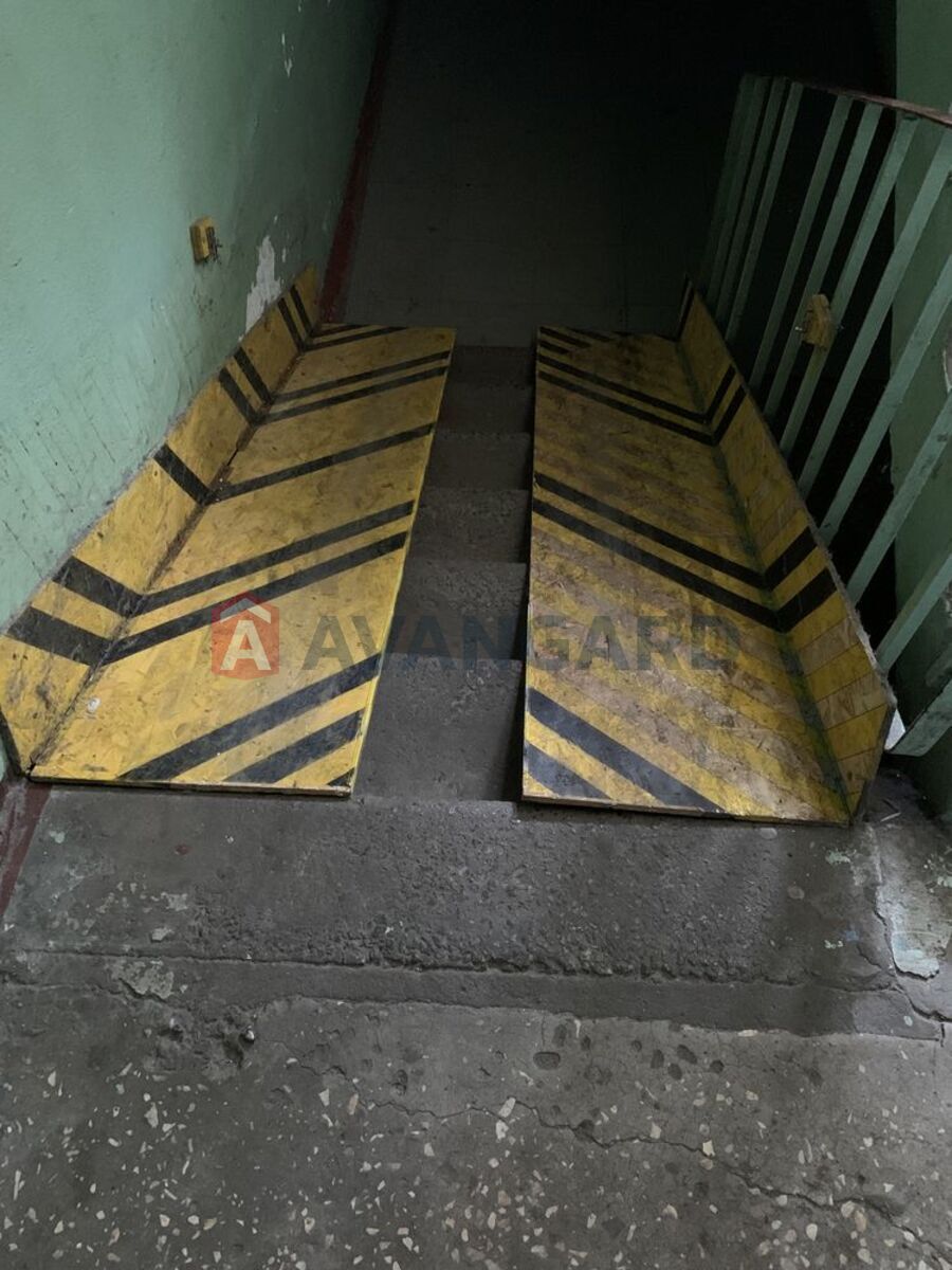 3 . , 72/-/7 . ., 1/9   8