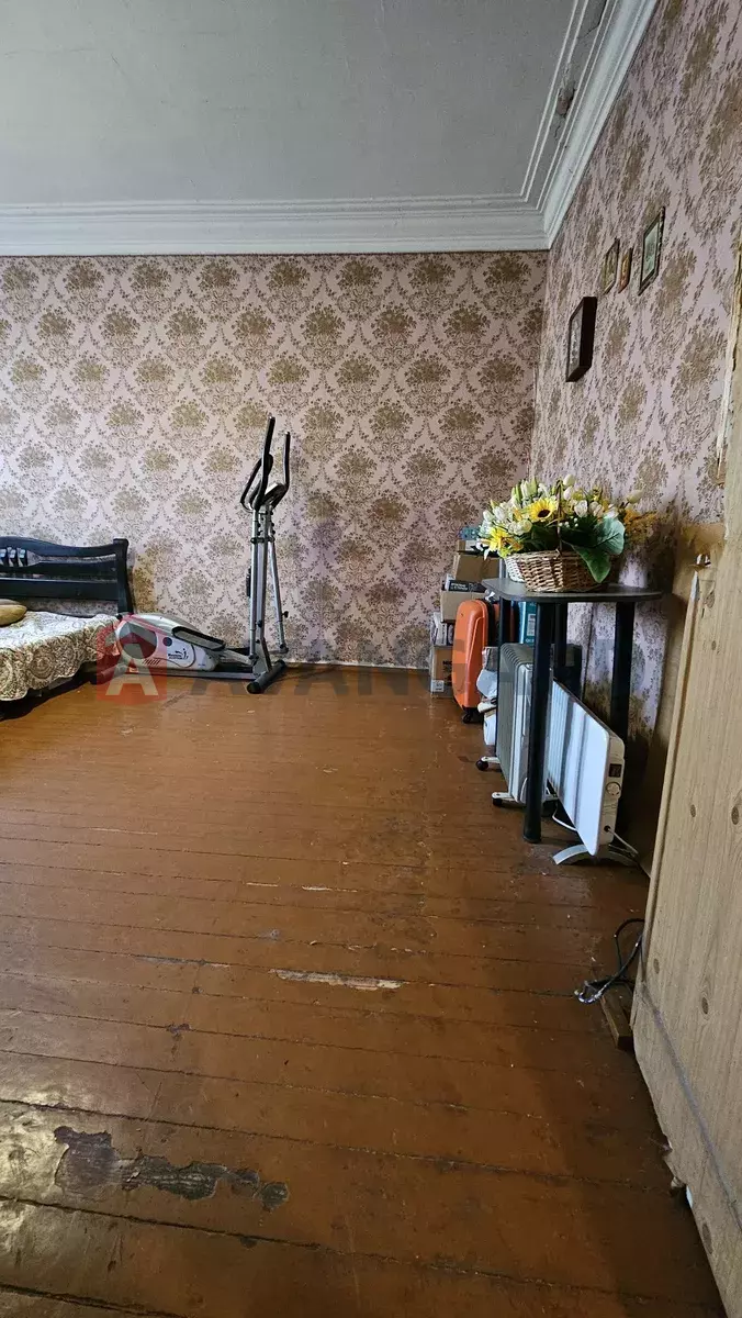 2 ��. ��������, 50/-/8 ��. �., 1/2 ������ ���� 2