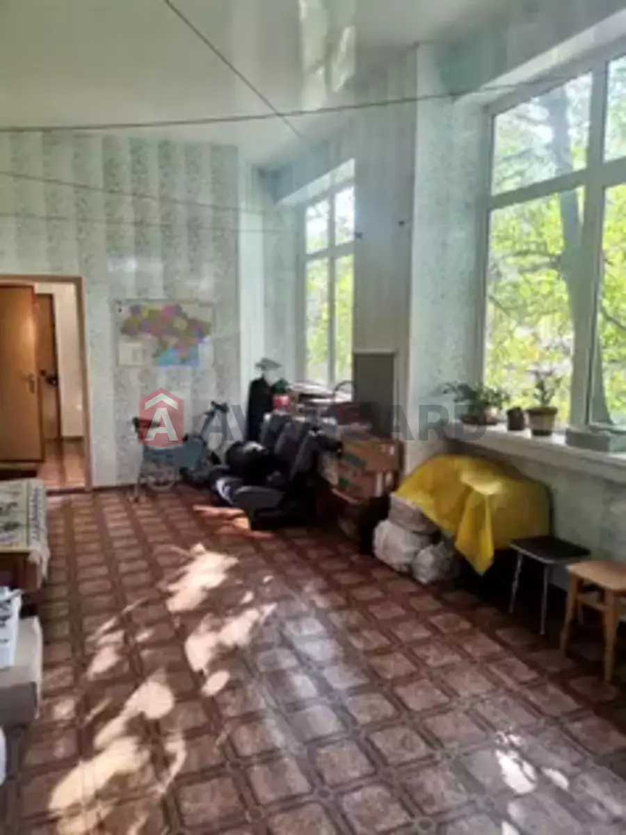 5 ��. ��������, 100/-/- ��. �., 2/3 ������ ���� 11