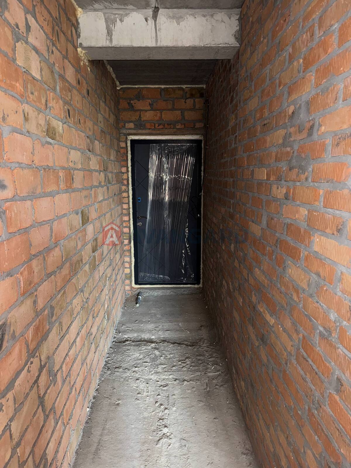 1 ��. ��������, 48/30/15 ��. �., 8/9 ������ ���� 7