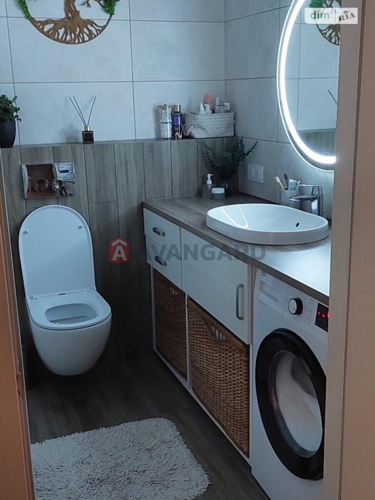 1 ����. ��������, 57/20/23 ��. �., 6/8 ���� ���� 18