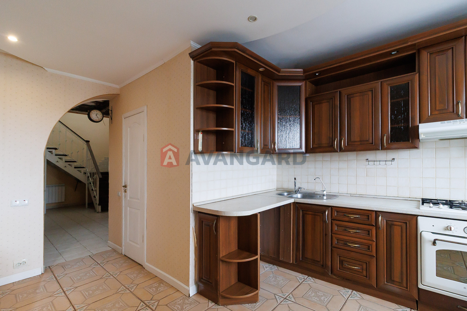 4 ��. ��������, 121,8/25,1/55,9 ��. �., 4/5 ������ ���� 12