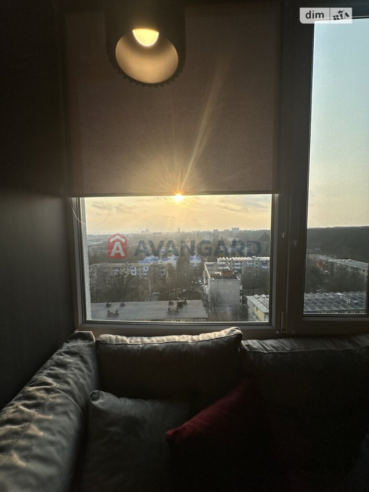 1 ����. ��������, 50/-/- ��. �., 11/13 ���� ���� 9