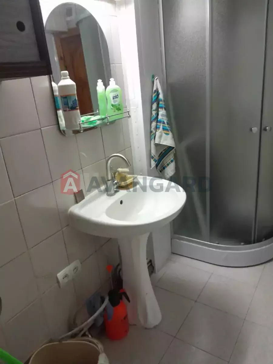 3 ��. ��������, 65/-/- ��. �., 1/9 ������ ���� 6