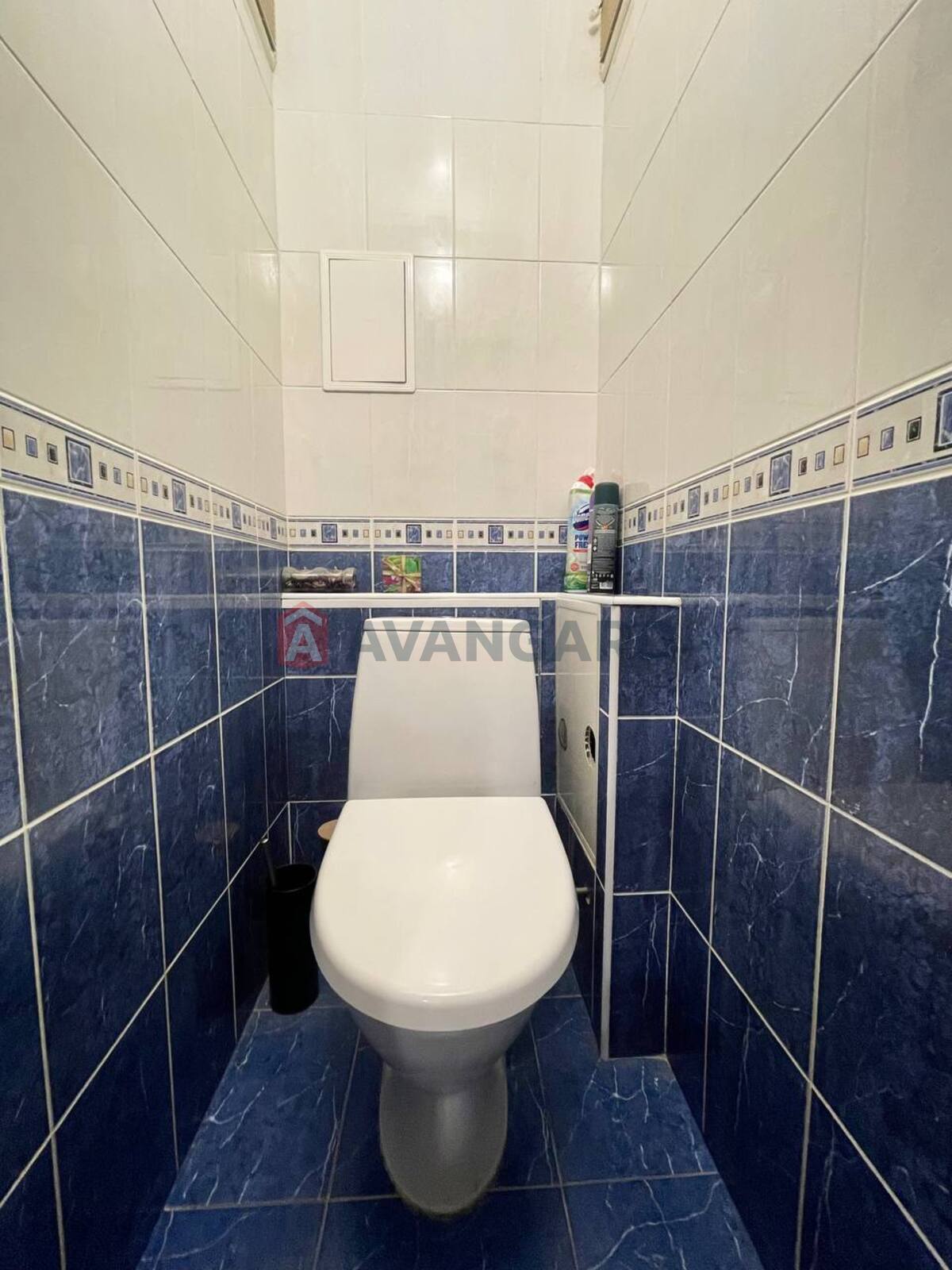 3 ��. ��������, 84/51/20 ��. �., 4/16 ������ ���� 10