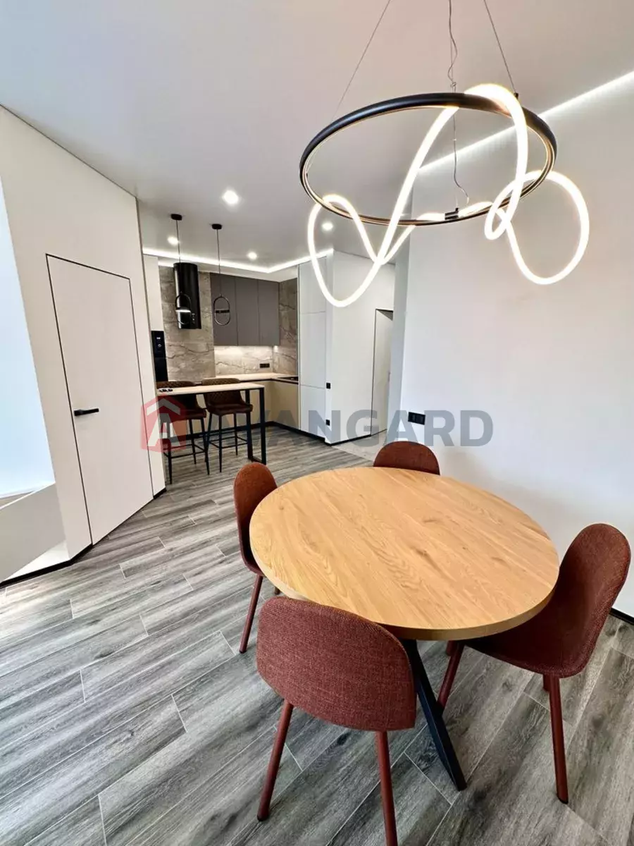 2 ��. ��������, 51/-/25 ��. �., 15/24 ������ ���� 11