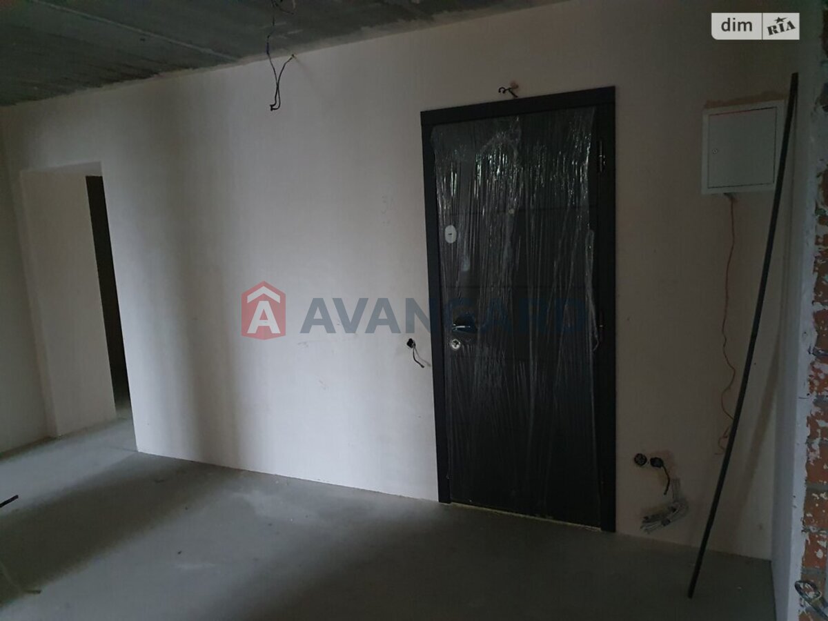 2 ��. ��������, 87/30/33 ��. �., 1/10 ������ ���� 19