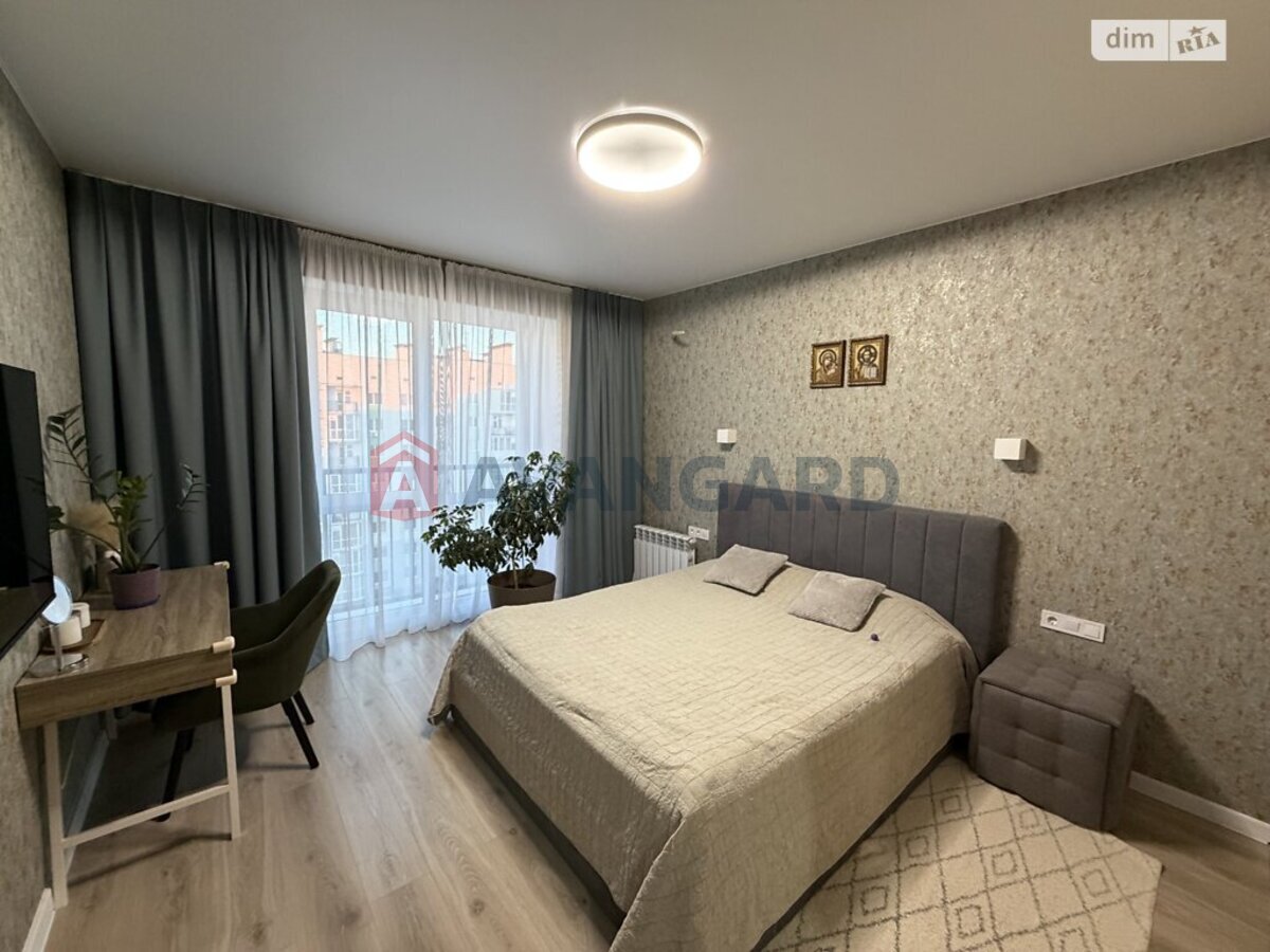 2 ��. ��������, 70/-/19 ��. �., 7/8 ������ ���� 17