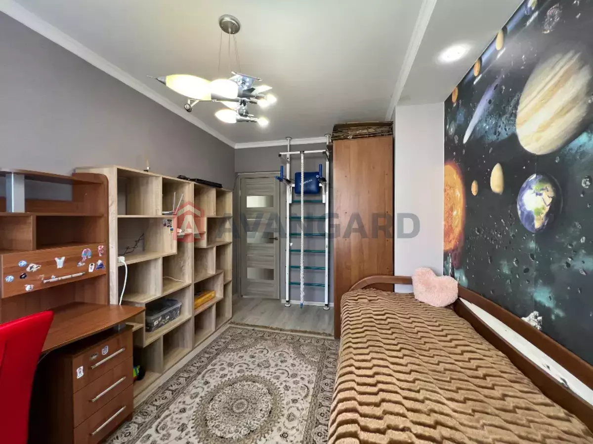 3 ��. ��������, 65/-/- ��. �., 1/9 ������ ���� 13