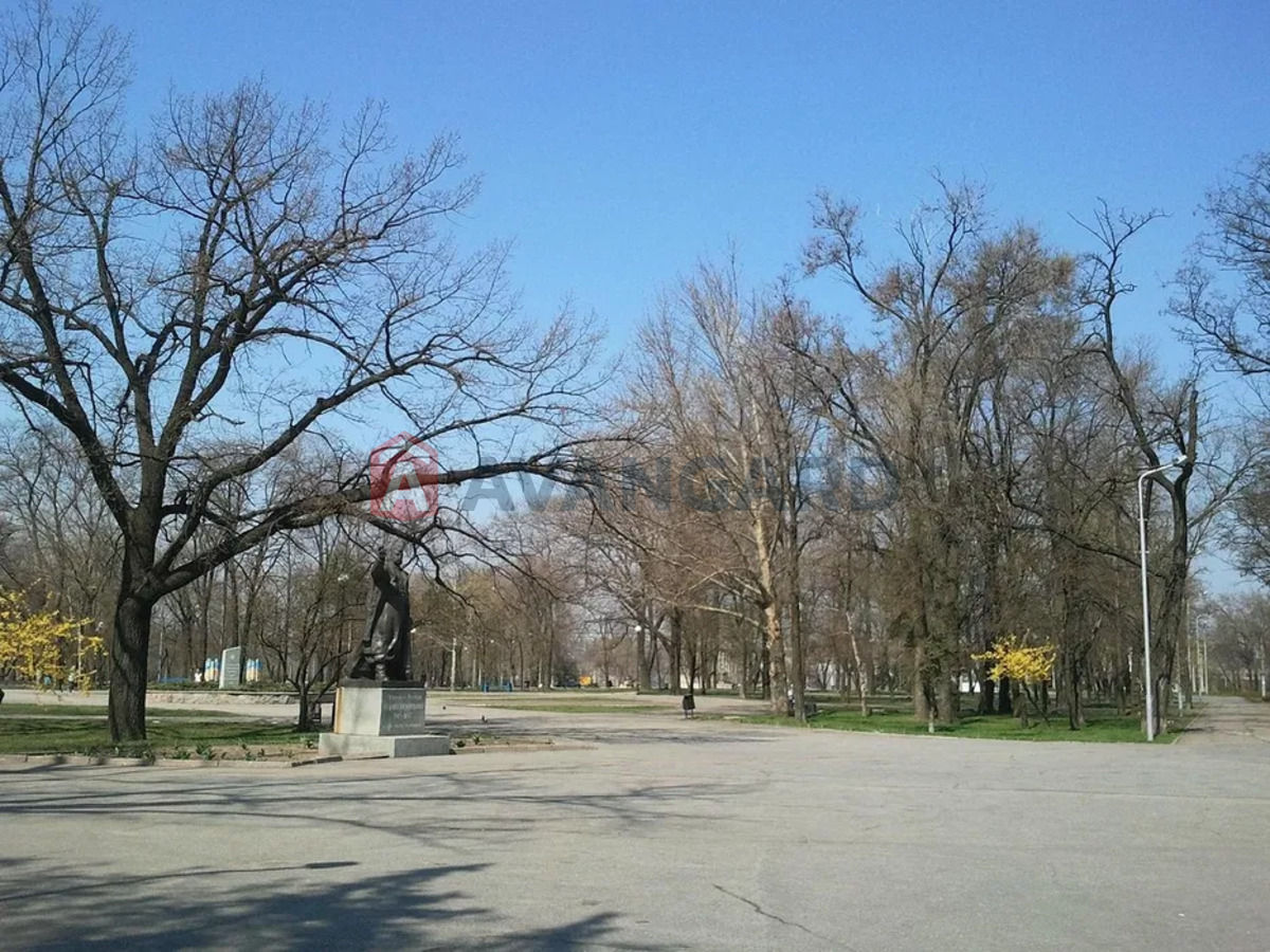 2 ����. ��������, 52,3/-/7 ��. �., 2/3 ���� ���� 4