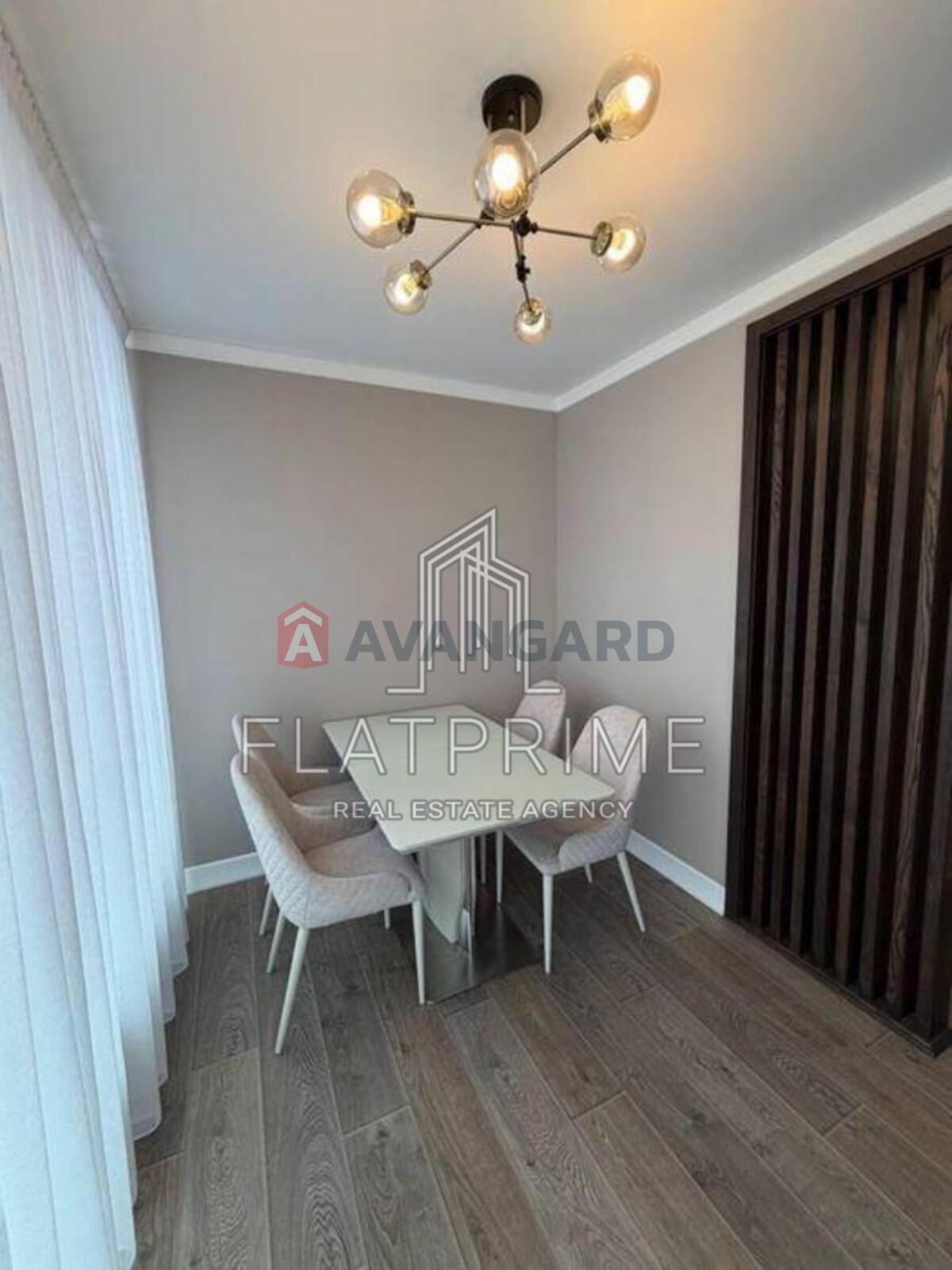 3 ��. ��������, 100/50/30 ��. �., 8/26 ������ ���� 5