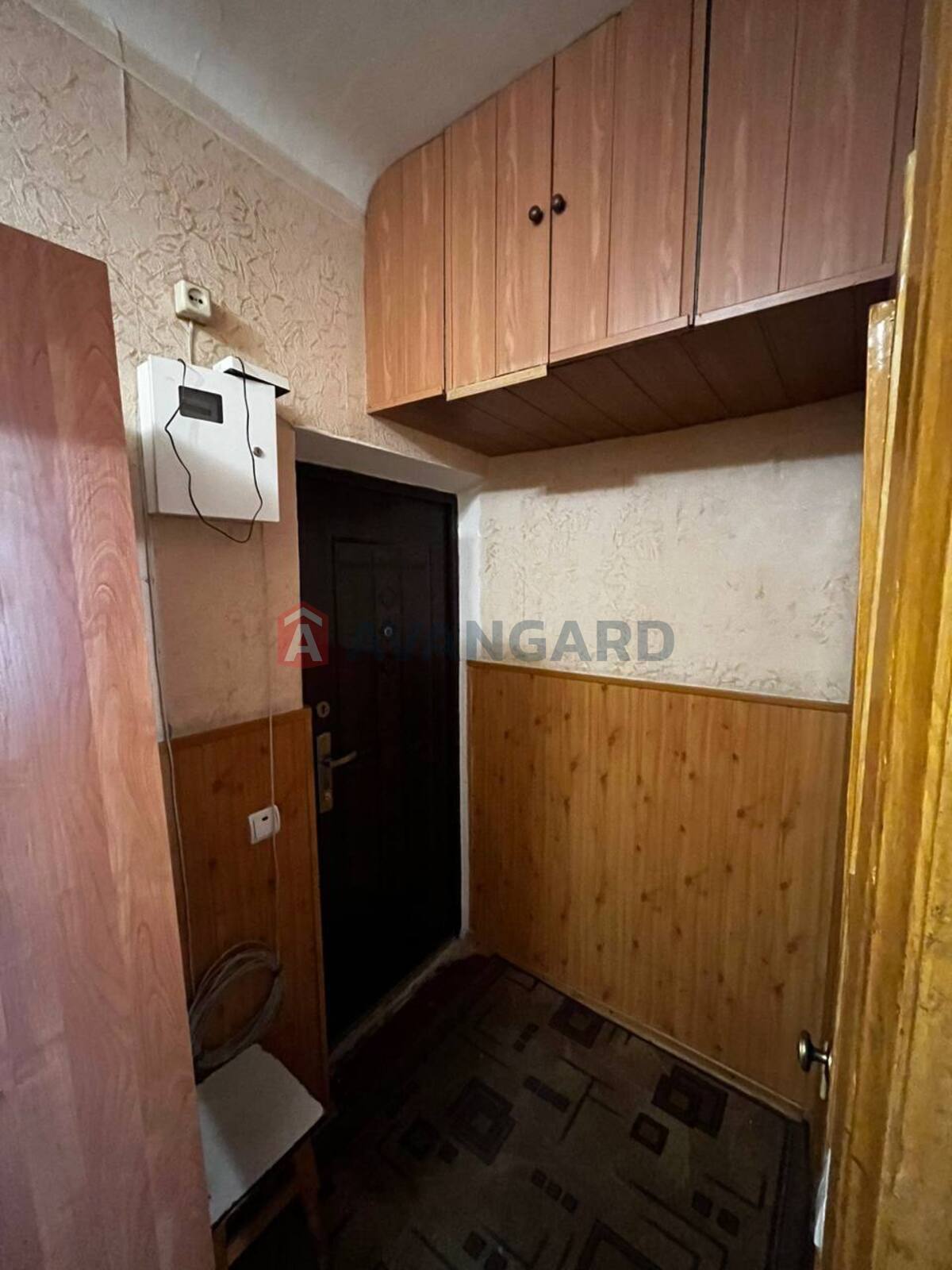 2 ��. ��������, 43/-/7 ��. �., 2/2 ������ ���� 6