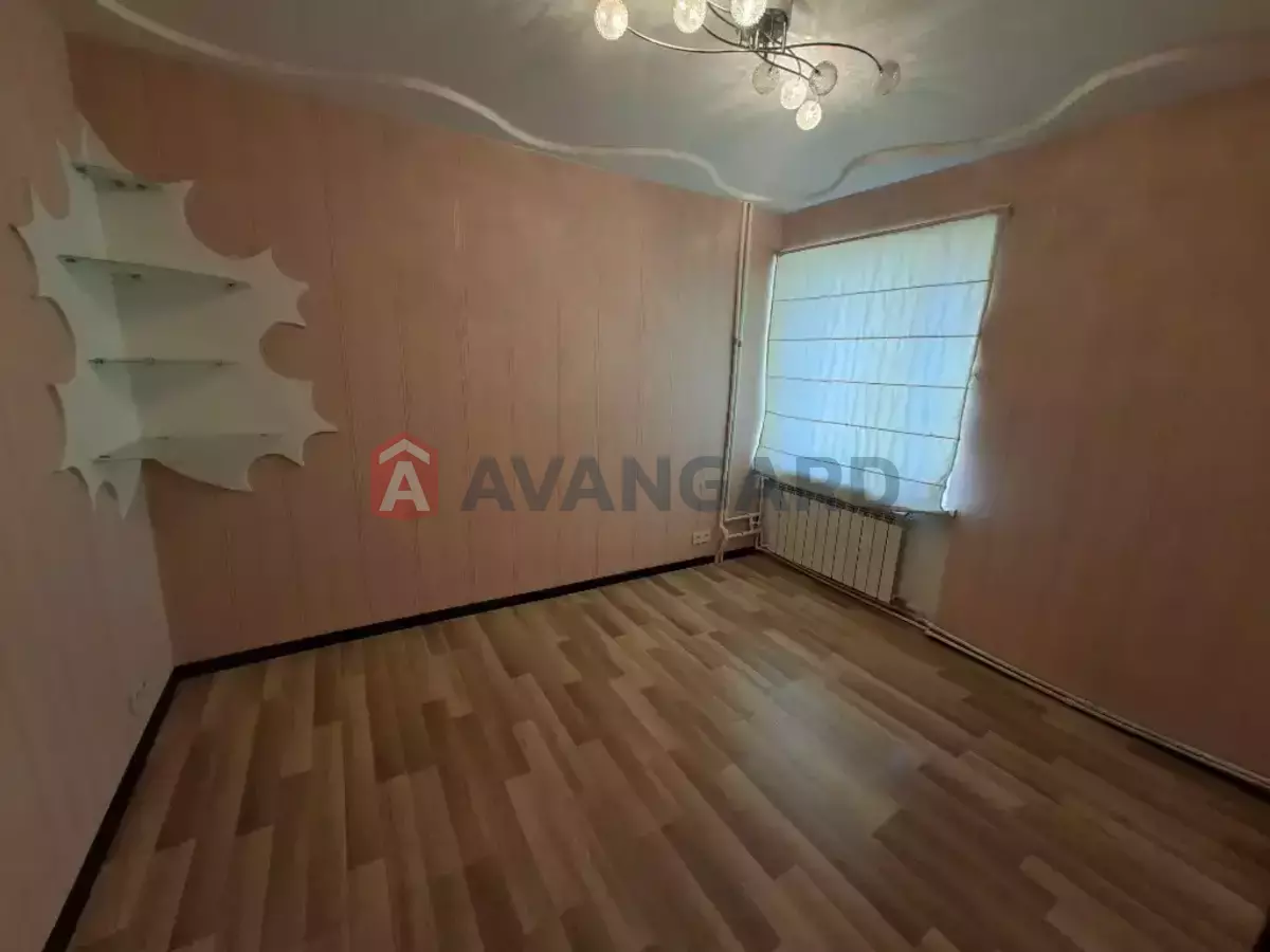 2 ��. ��������, 76/26/33 ��. �., 9/16 ������ ���� 12