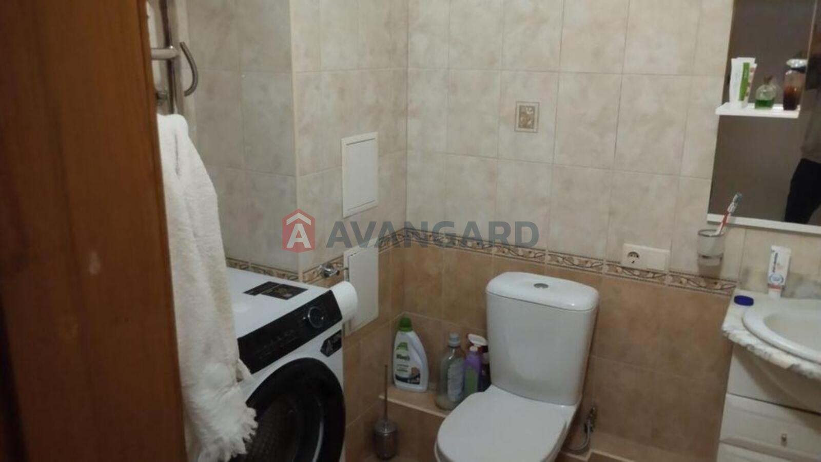 4 ��. ��������, 137/-/20 ��. �., 4/24 ������ ���� 6