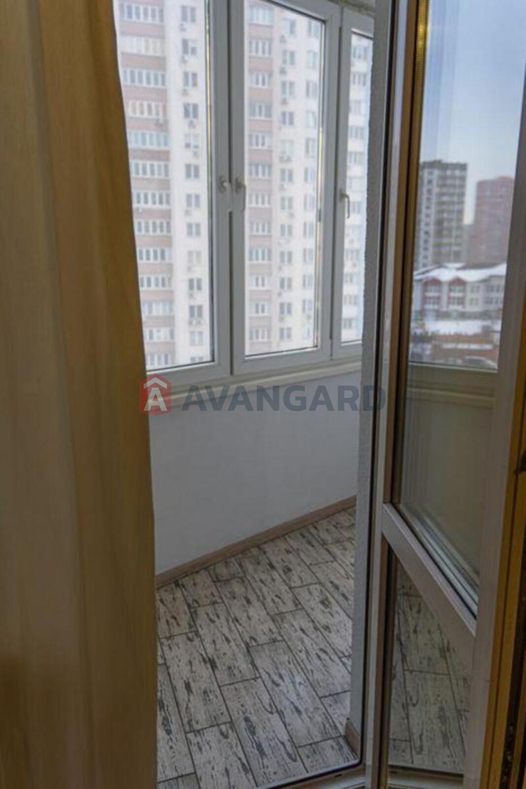 1 ��. ��������, 53/-/14 ��. �., 6/24 ������ ���� 13