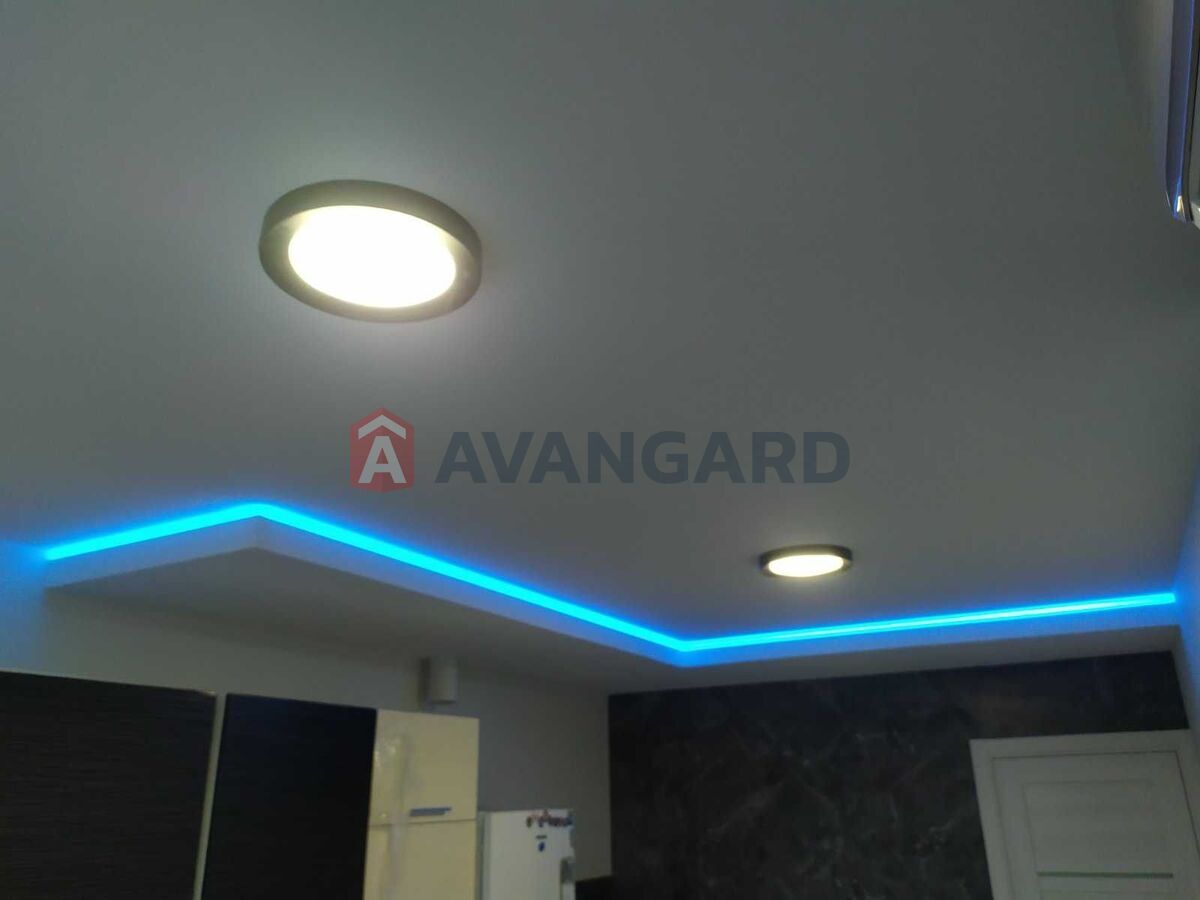 3 ��. ��������, 86/-/17 ��. �., 8/27 ������ ���� 12