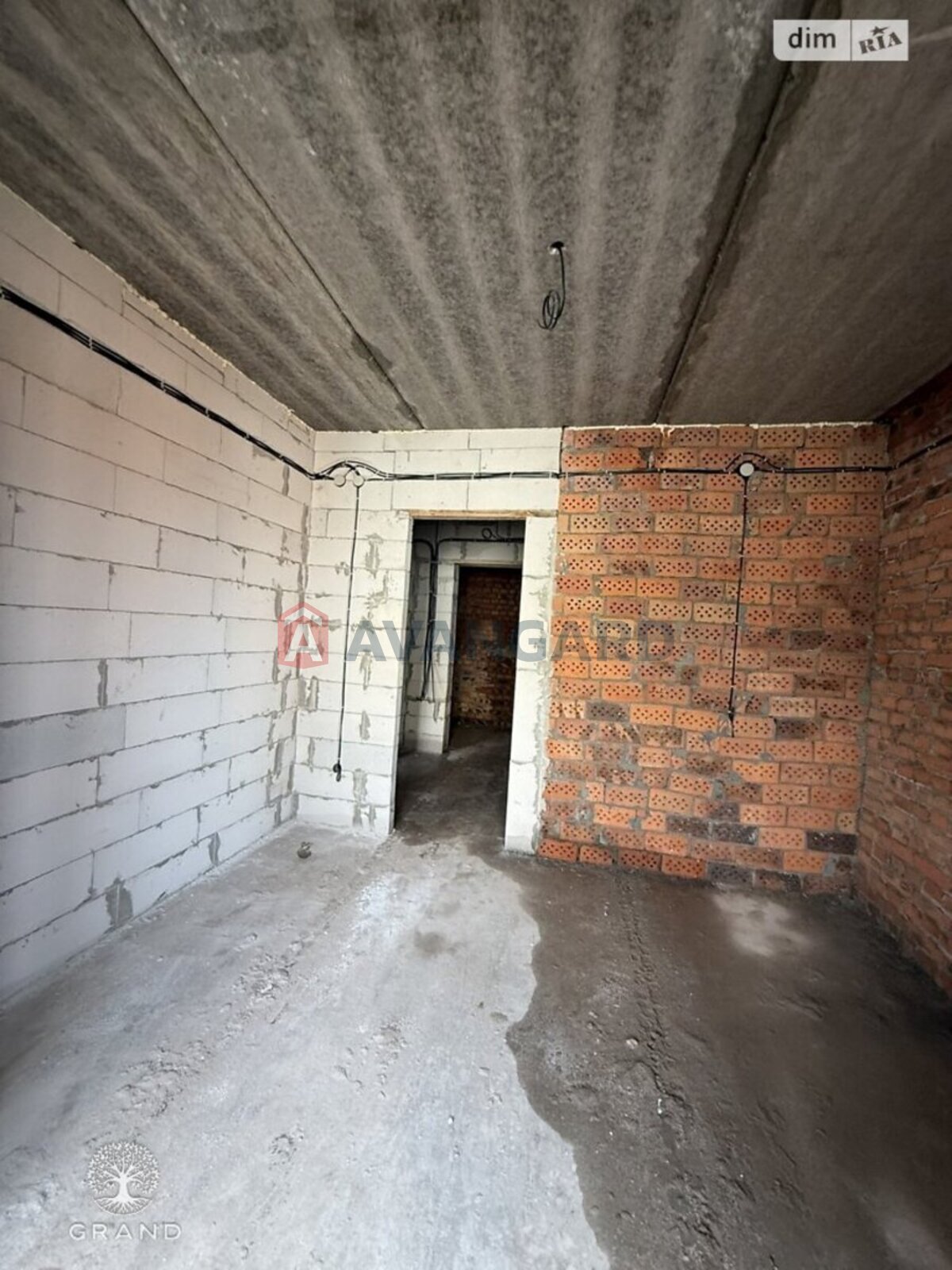 1 ��. ��������, 40/-/- ��. �., 8/9 ������ ���� 5