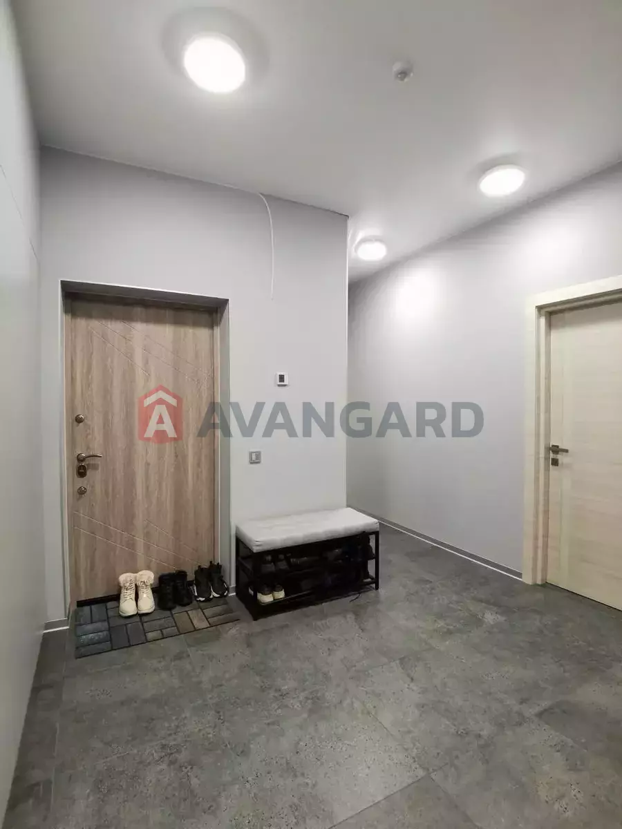 3 ��. ��������, 95/-/24 ��. �., 8/9 ������ ���� 3