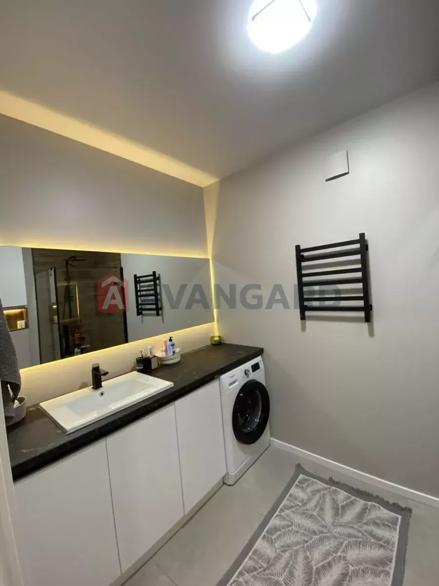 2 ��. ��������, 54/-/17 ��. �., 9/10 ������ ���� 3