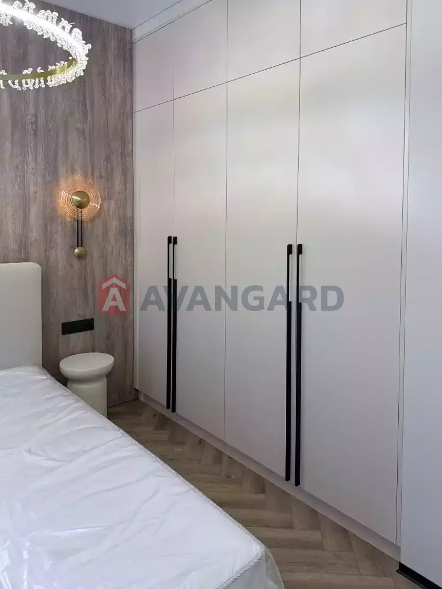 2 ����. ��������, 43/-/- ��. �., 8/10 ���� ���� 16