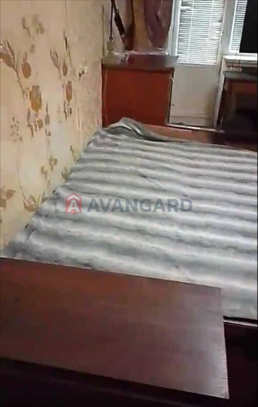 2 ����. ��������, 42/-/6 ��. �., 2/5 ���� ���� 3