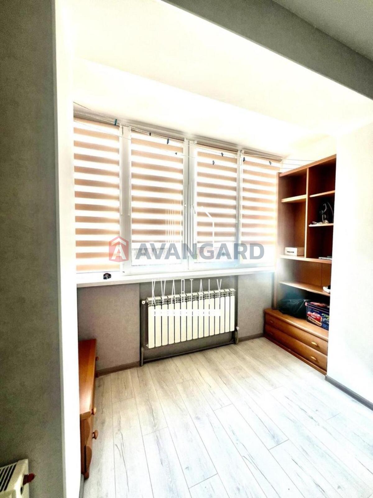 1 ��. ��������, 35/20/8 ��. �., 1/5 ������ ���� 8