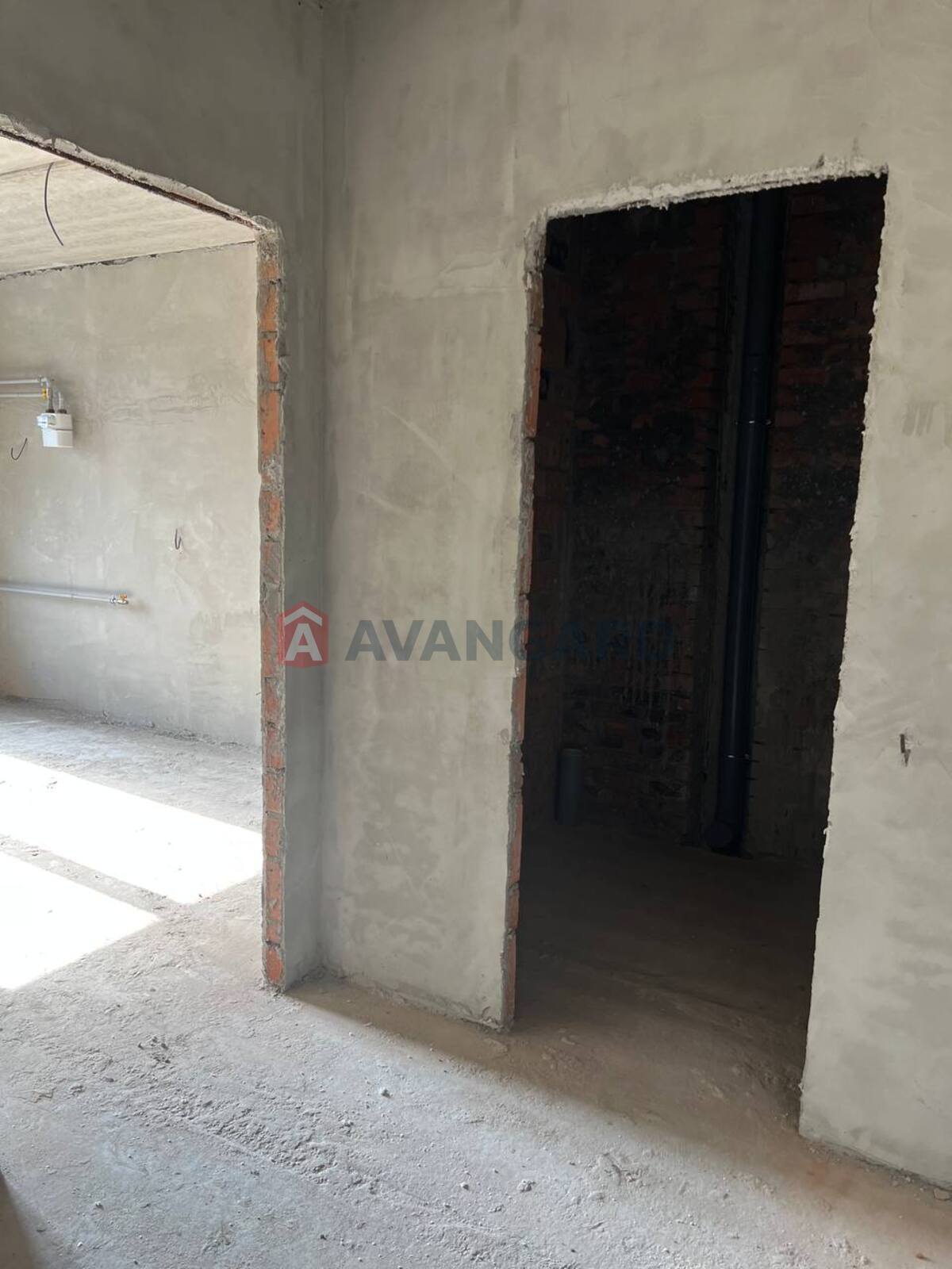 2 ��. ��������, 69/-/- ��. �., 3/10 ������ ���� 5