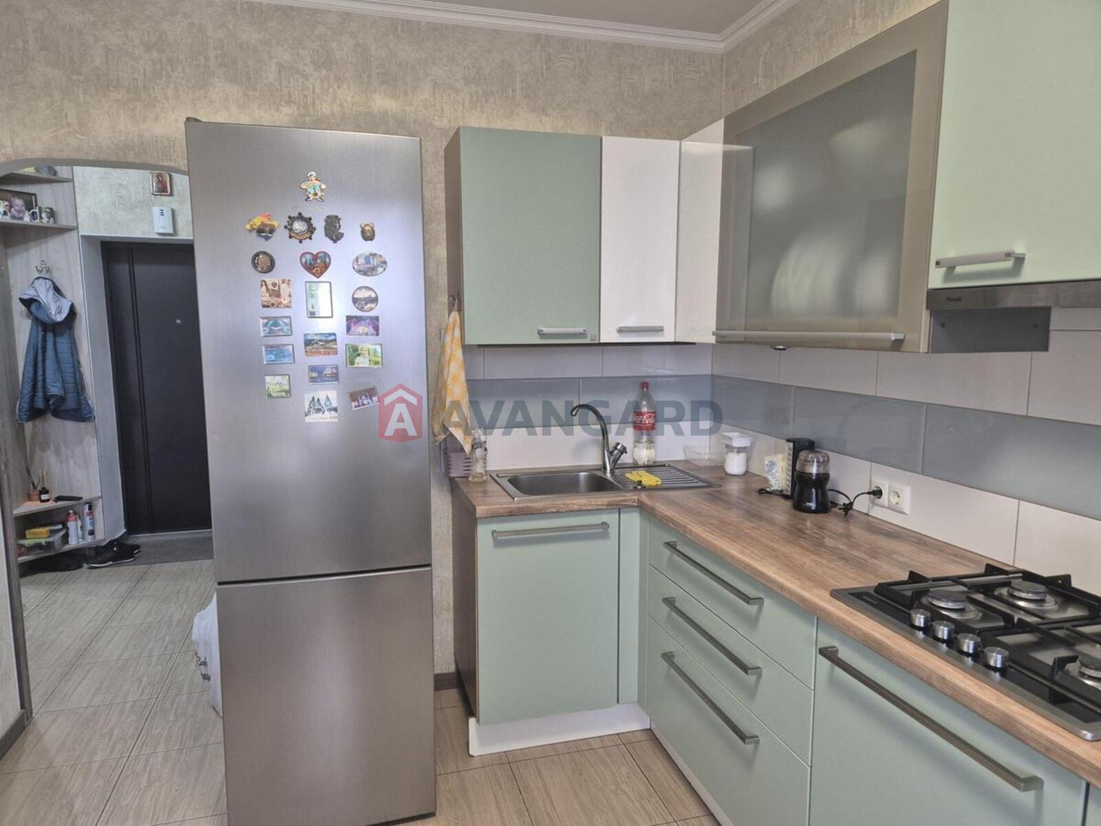 1 ��. ��������, -/-/- ��. �., 5/8 ������ ���� 9