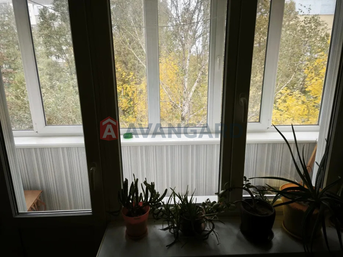 1 . , 40/-/8 . ., 3/10   7