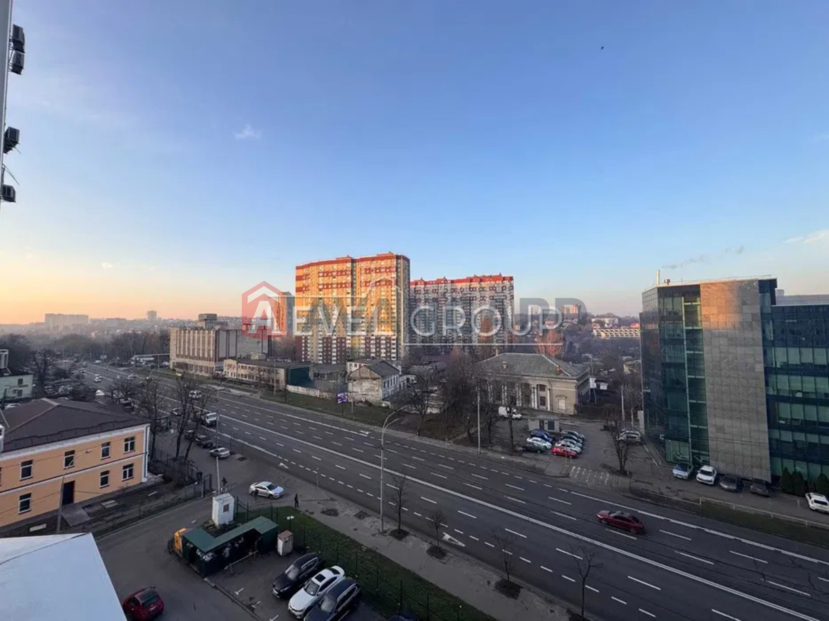 3 ����. ��������, 95/-/13 ��. �., 7/22 ���� ���� 18