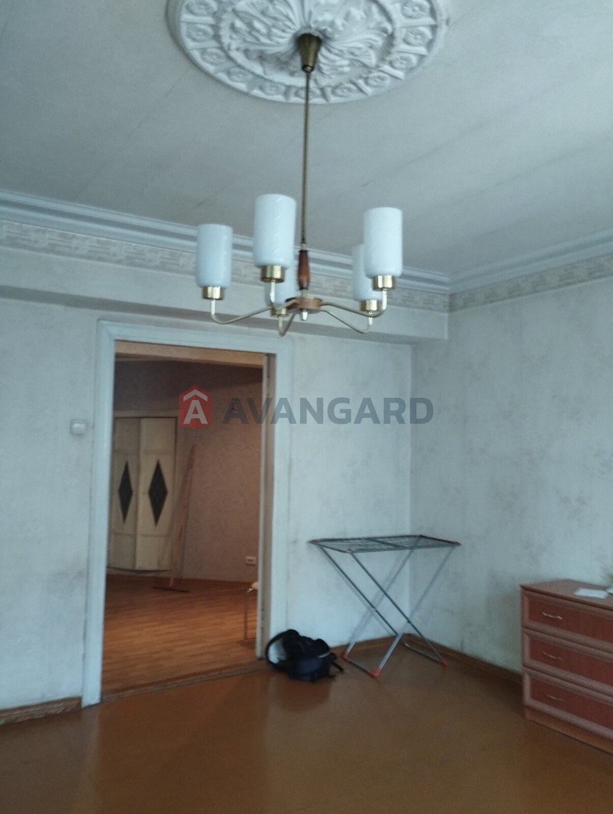 2 ��. ��������, 78/64/14 ��. �., 4/4 ������ ���� 10