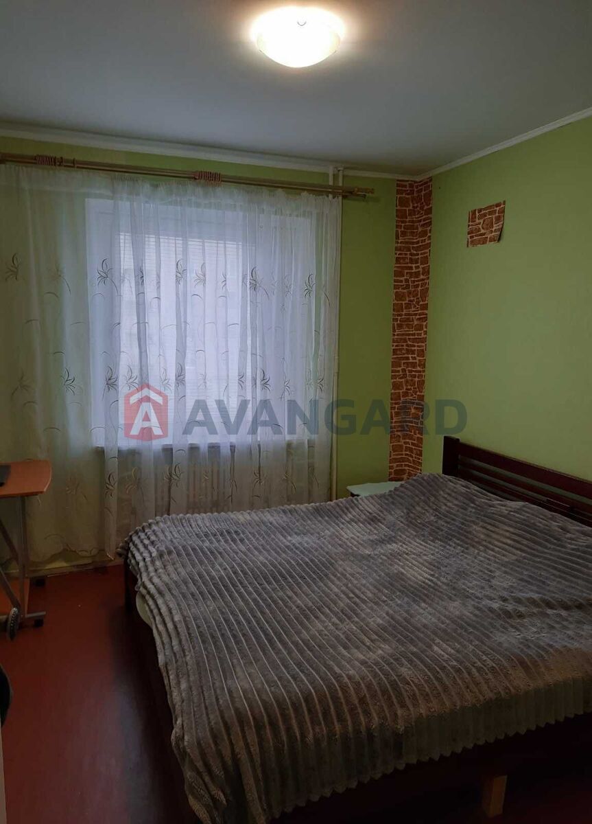 3 ����. ��������, 70/-/8 ��. �., 3/9 ���� ���� 11