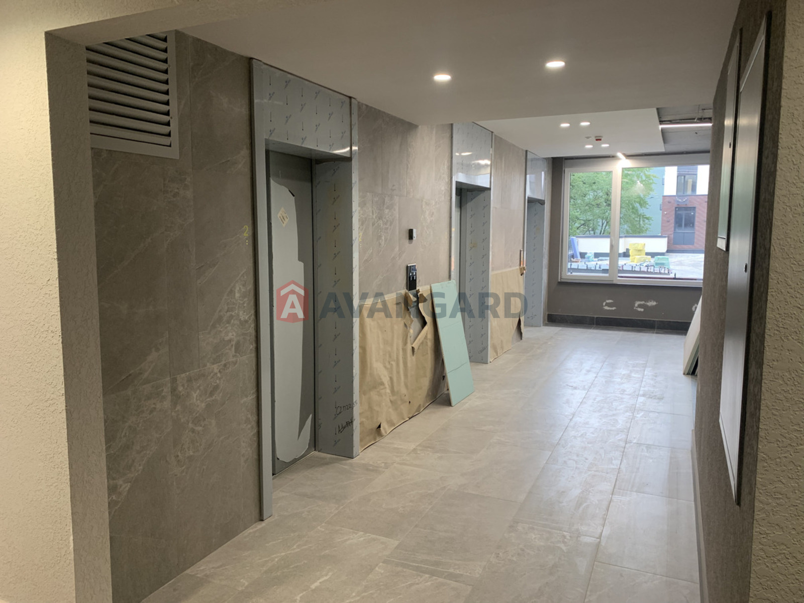 2 ����. ��������, 77/33/25 ��. �., 10/26 ���� ���� 16