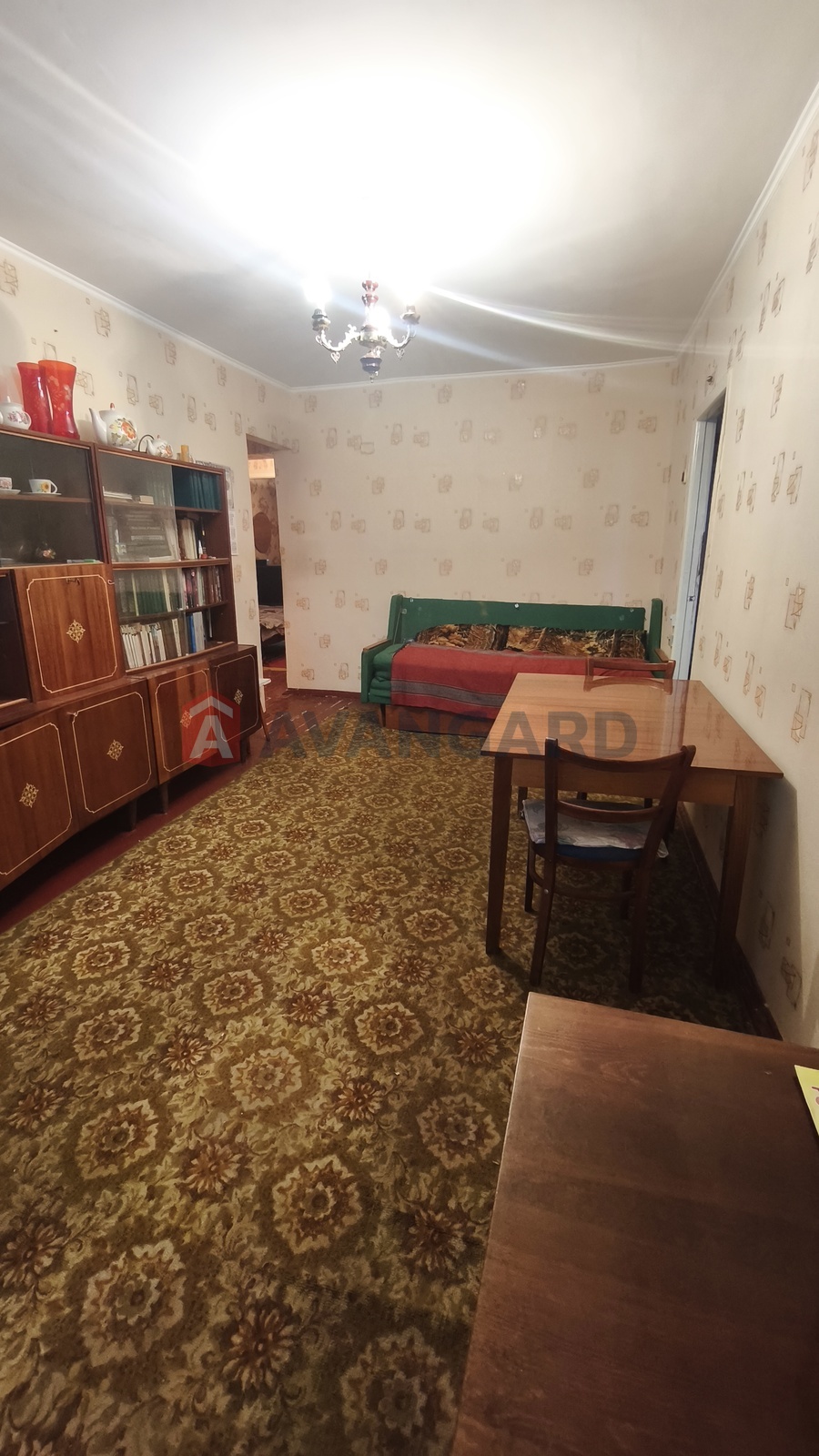 3 ��. ��������, 56/32/6 ��. �., 5/5 ������ ���� 2