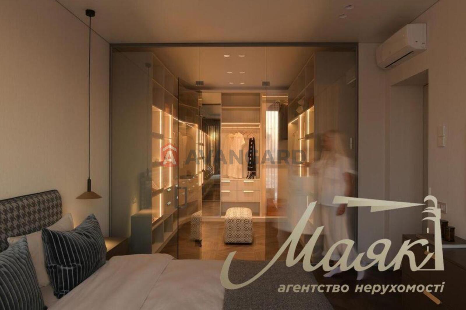 1 ��. ��������, 68/-/20 ��. �., 12/24 ������ ���� 19