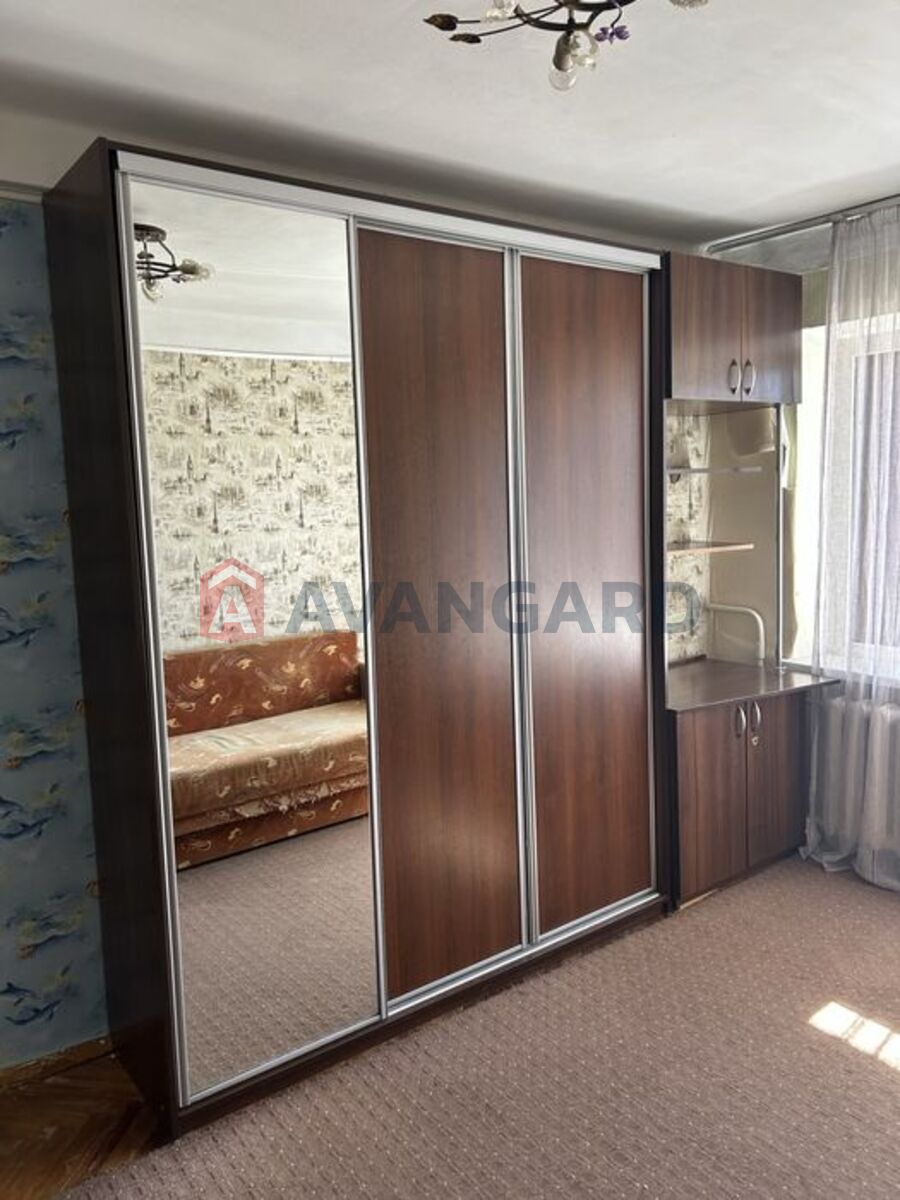 1 ��. ��������, 30/-/7 ��. �., 5/5 ������ ���� 3