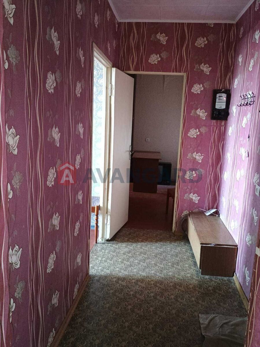 2 . , 52/-/9 . ., 5/9   3