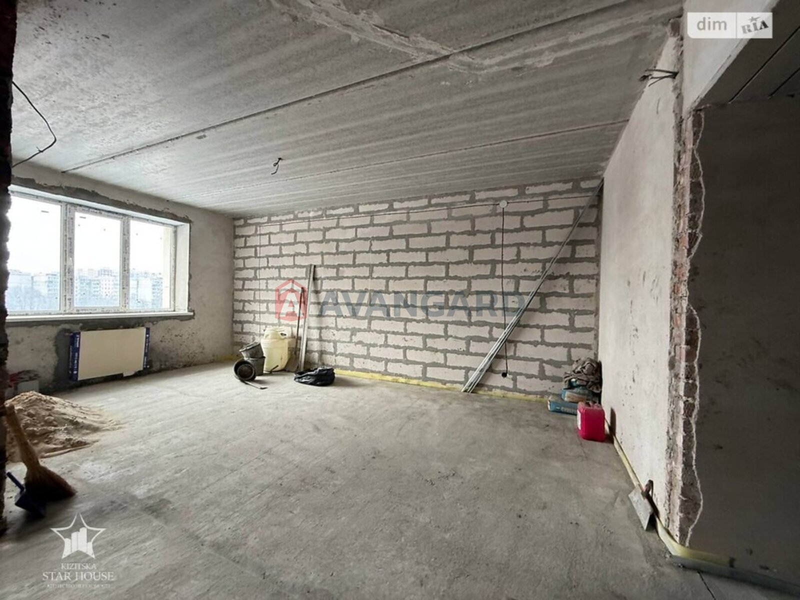 1 ��. ��������, 52/19/11 ��. �., 8/10 ������ ���� 4