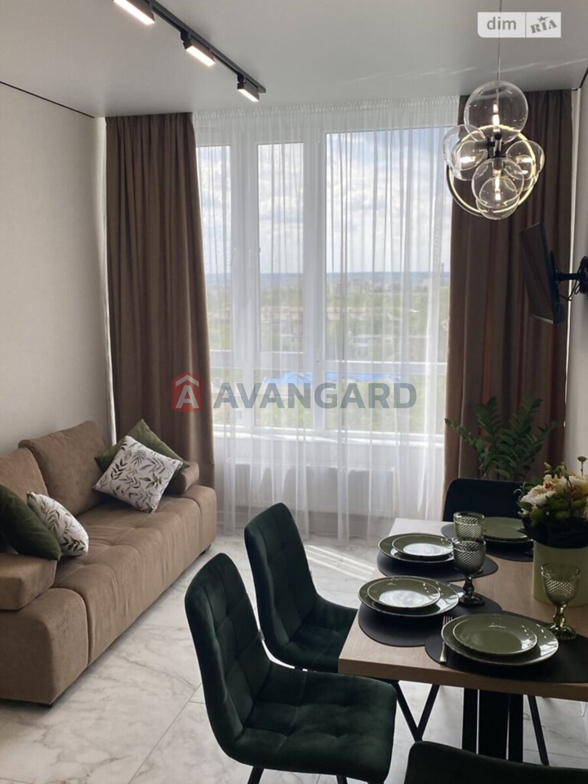 1 ����. ��������, 48/24/20 ��. �., 12/16 ���� ���� 6